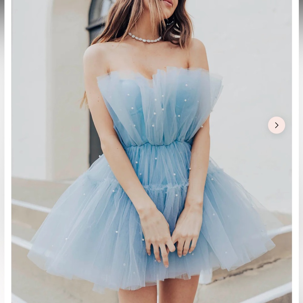 UNTAMED PETALS BY AMANDA JUDGE Strapless Light Blue Tulle Mini Dress